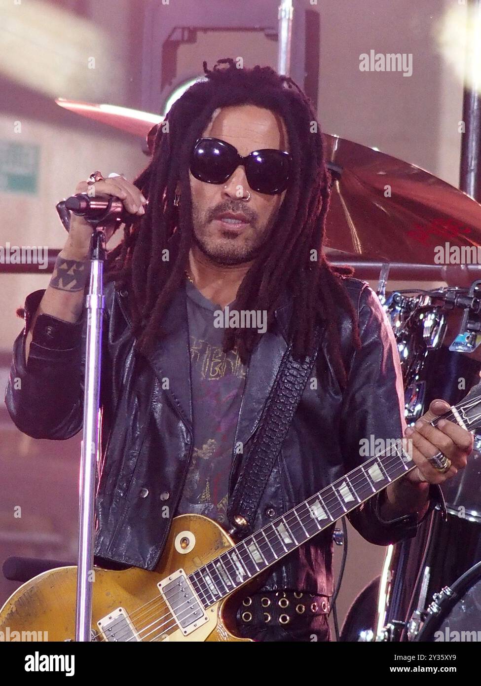 September 12, 2024, Manhattan, New York, USA: New York, New York September 12,2024 Today Show Citi Concert Series präsentiert Lenny Kravitz (Credit Image: © Bruce Cotler/ZUMA Press Wire) NUR REDAKTIONELLE VERWENDUNG! Nicht für kommerzielle ZWECKE! Stockfoto