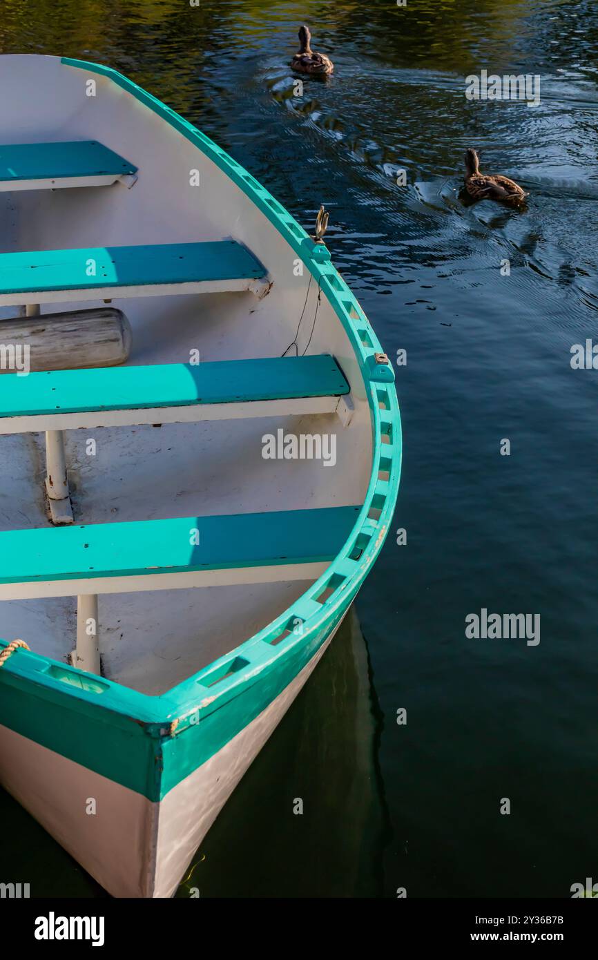 Schönes Wasserfahrzeug im Center for Wooden Boats, Lake Union, Seattle, Washington State, USA [keine Veröffentlichungen; nur redaktionelle Lizenzierung] Stockfoto