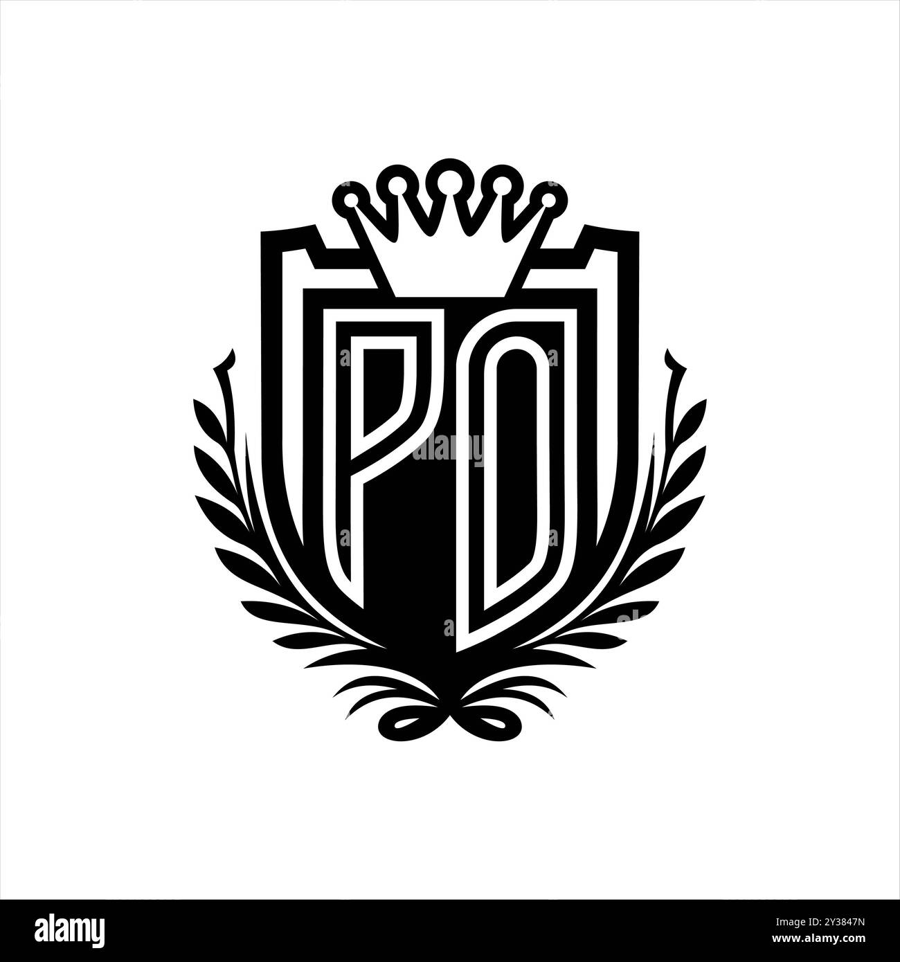 Po Letter Logo in heraldischer Schildform mit Krone, Vintage-Schild auf weißem Hintergrund Stockfoto