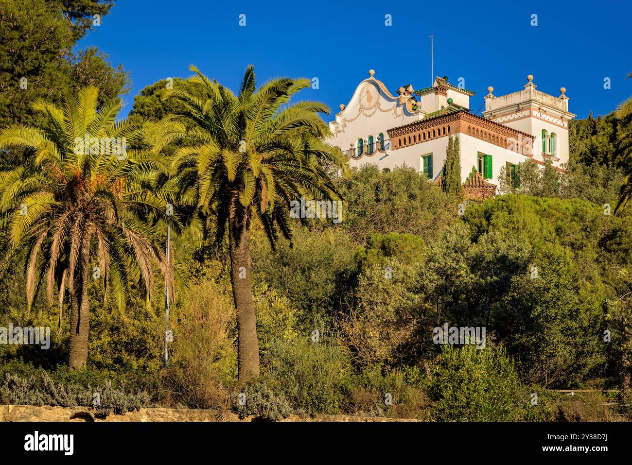 Casa Trias Inside Park Güell (Barcelona, ​​Catalonia, Spanien) ESP: Casa Trias en el Interior del parque Güell (Barcelona, Cataluña, España) Stockfoto