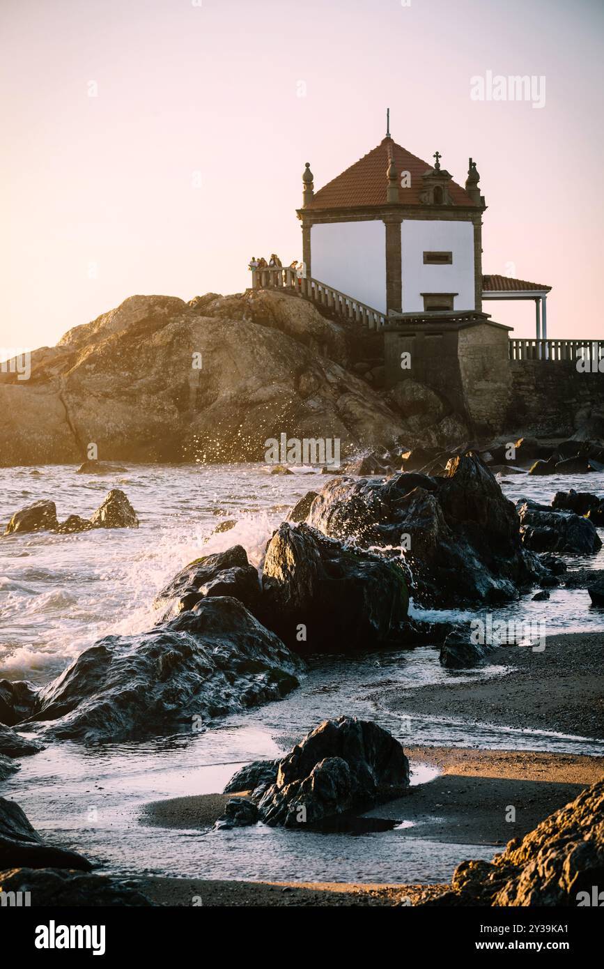 Kapelle Senhor da Pedra in Miramar, Portugal Stockfoto