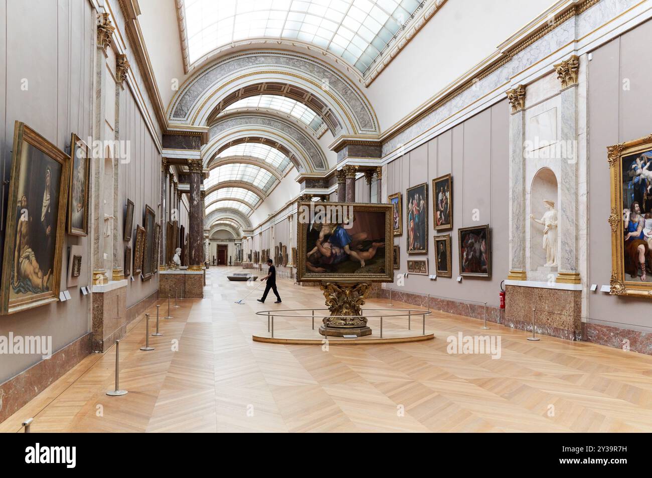 La Grande Galerie, Musée du Louvre, Paris, Frankreich Stockfoto