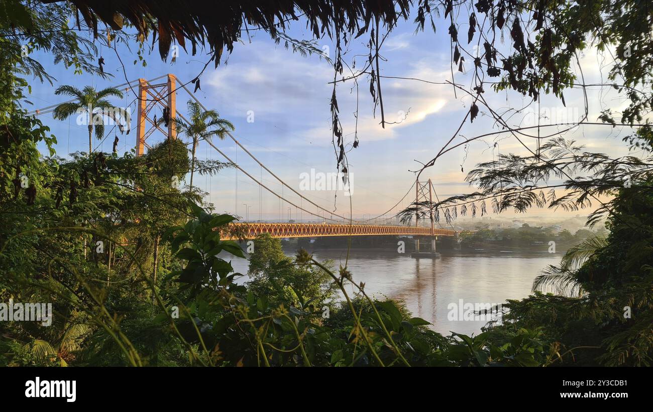 Puente Billinghurst in Puerto Maldonado, Peru, Südamerika Stockfoto