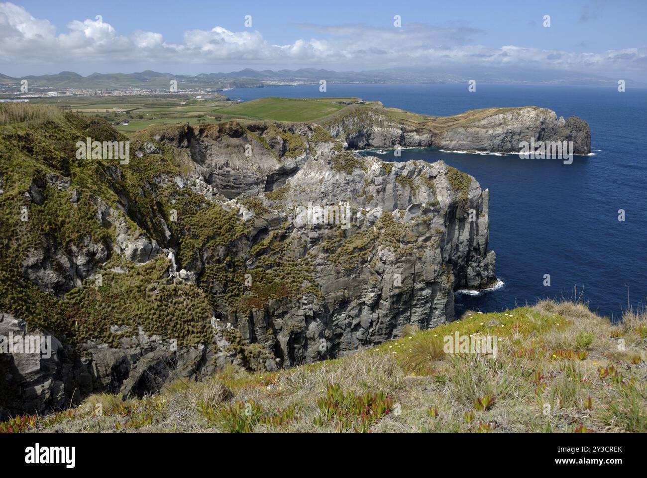 Blick vom Miradouro da Vigia das Baleias in Ponta do Cintrao, Sao Miguel Stockfoto