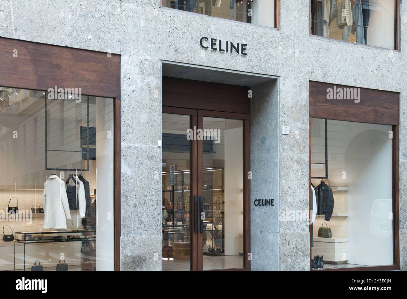 Celine-Geschäft in der Via Montenapoleone Mailand, Italien. Stockfoto