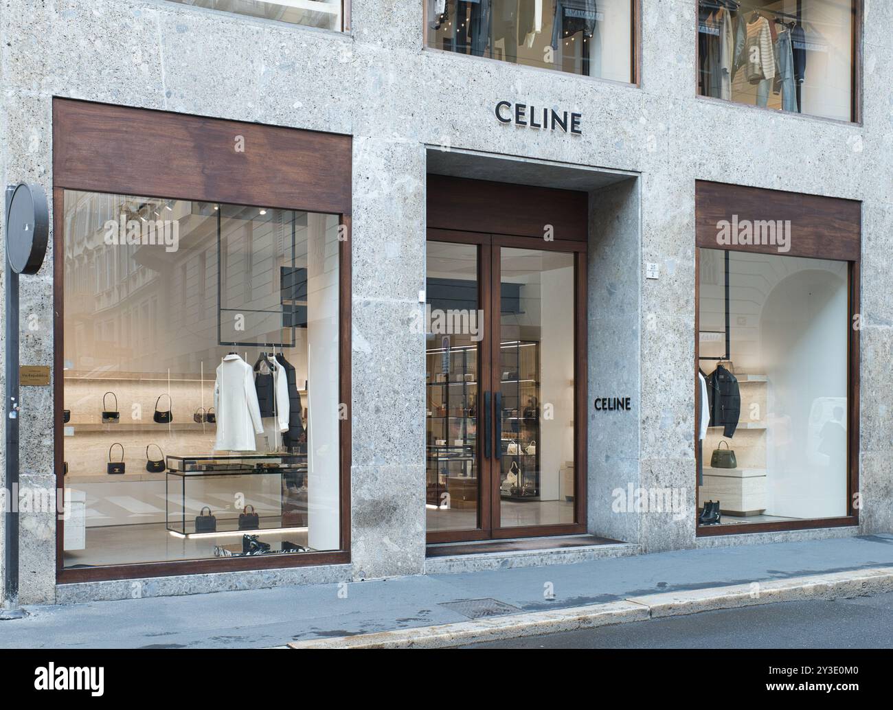 Celine-Geschäft in der Via Montenapoleone Mailand, Italien. Stockfoto