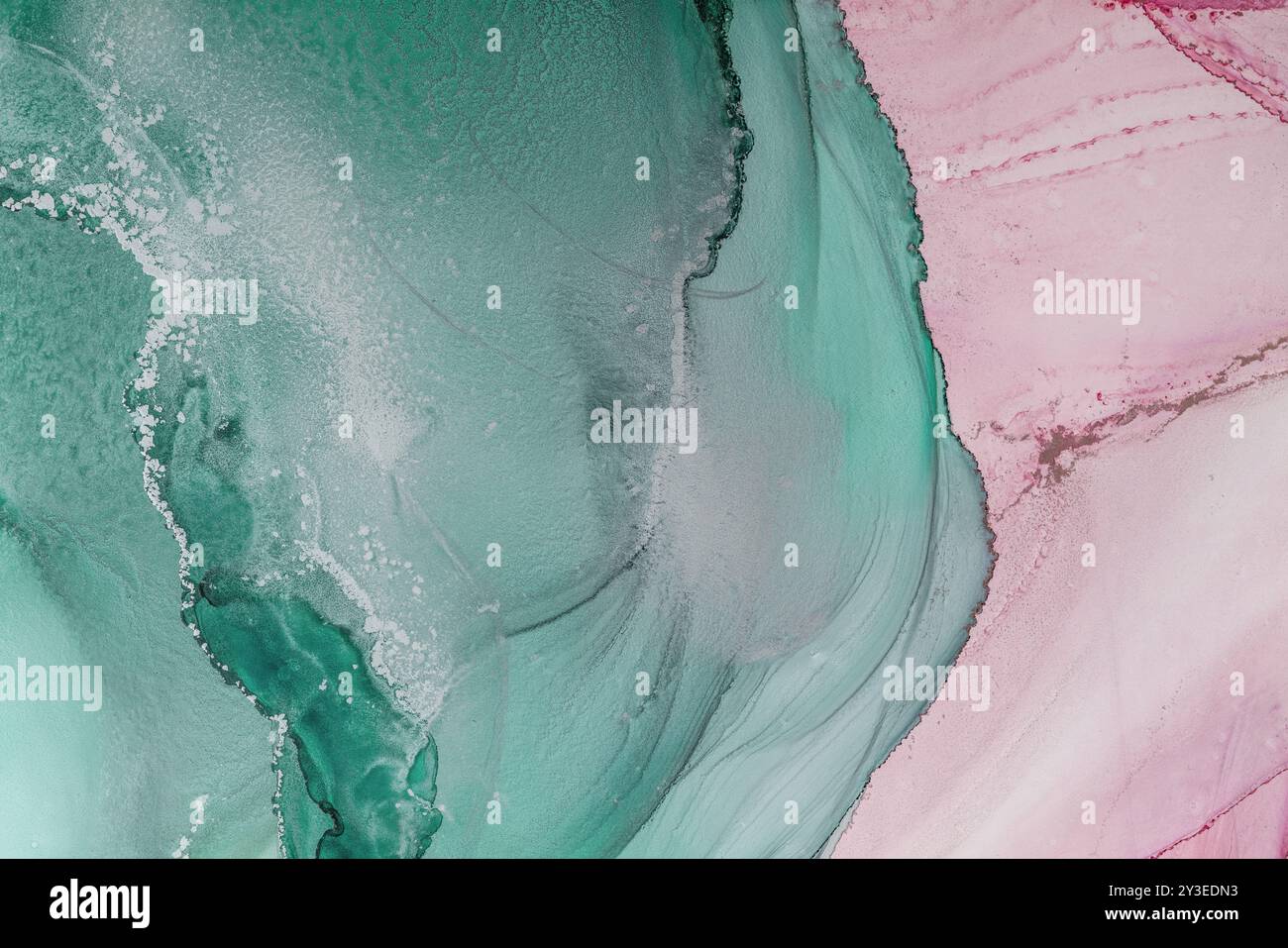 Abstrakte Wirbel aus Petrol und Pink verschmelzen sich zu einem fesselnden Design voller Bewegung und Tiefe Stockfoto