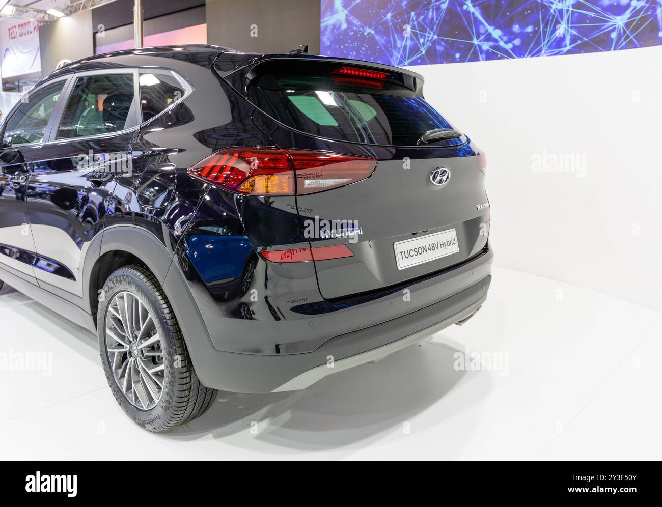 ATHEN, GRIECHENLAND - 15. NOVEMBER 2019: Hyundai Tucson 48V Hybrid auf der Aftokinisi Anytime 2019 Motor Show. Stockfoto