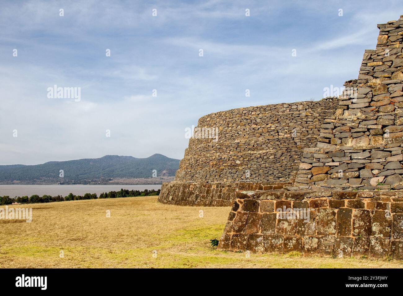 Pyramiden einer alten Zivilisation Mexikos. Tzintzuntzan, Michoacan, Mexiko. Stockfoto