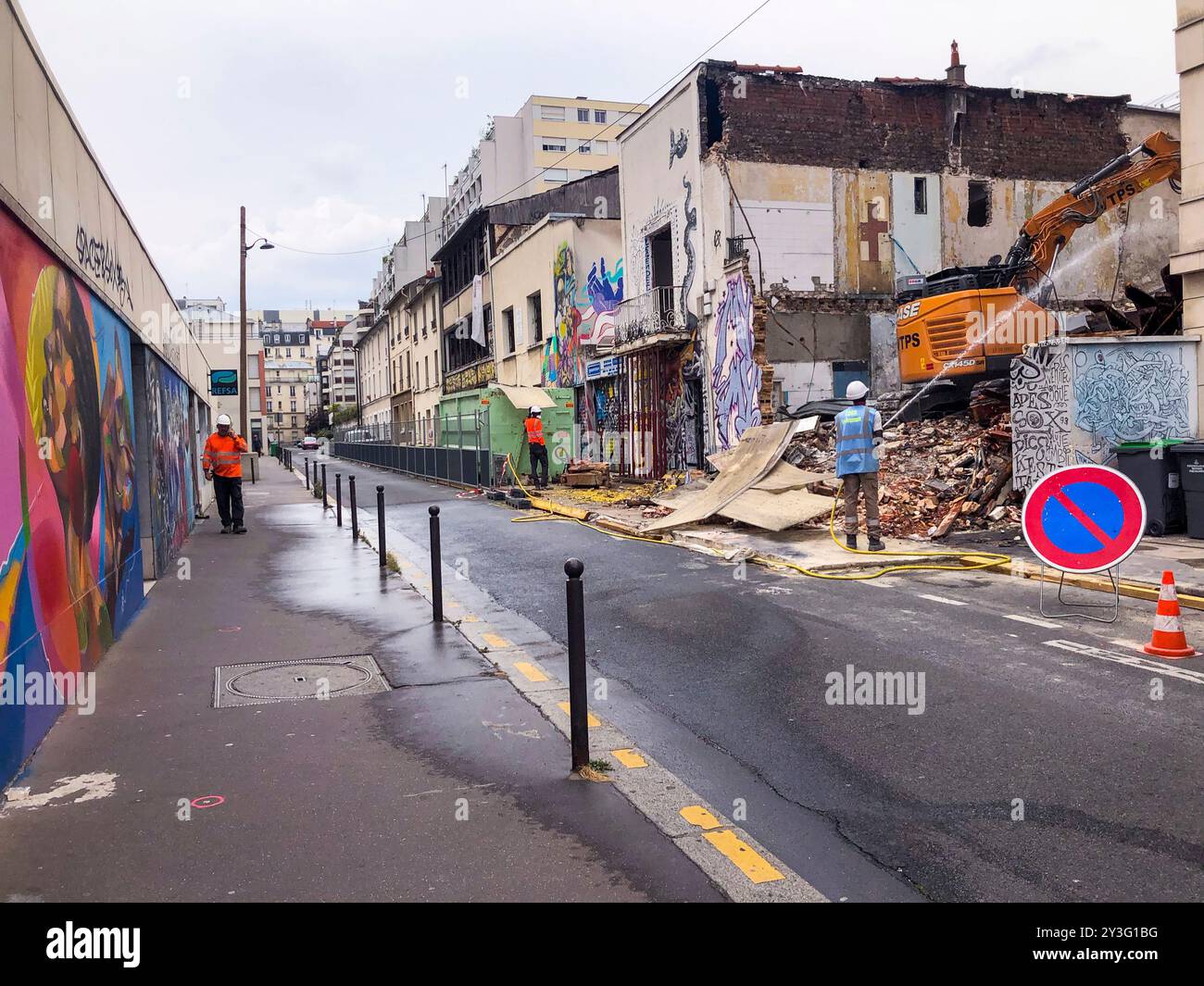 Paris, Frankreich, Baustelle, altes Wohngebäude Abriss (vor dem Wiederaufbau) Front Stadterneuerung, Zerstörung, Stockfoto