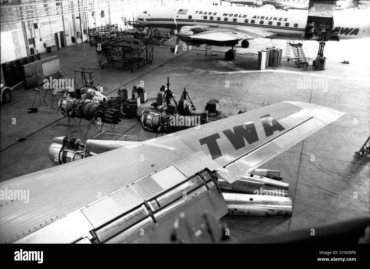Der Flügel einer Trans World Airlines Boeing 707 am Flughafen Idlewild am 28. April 1959. Stockfoto