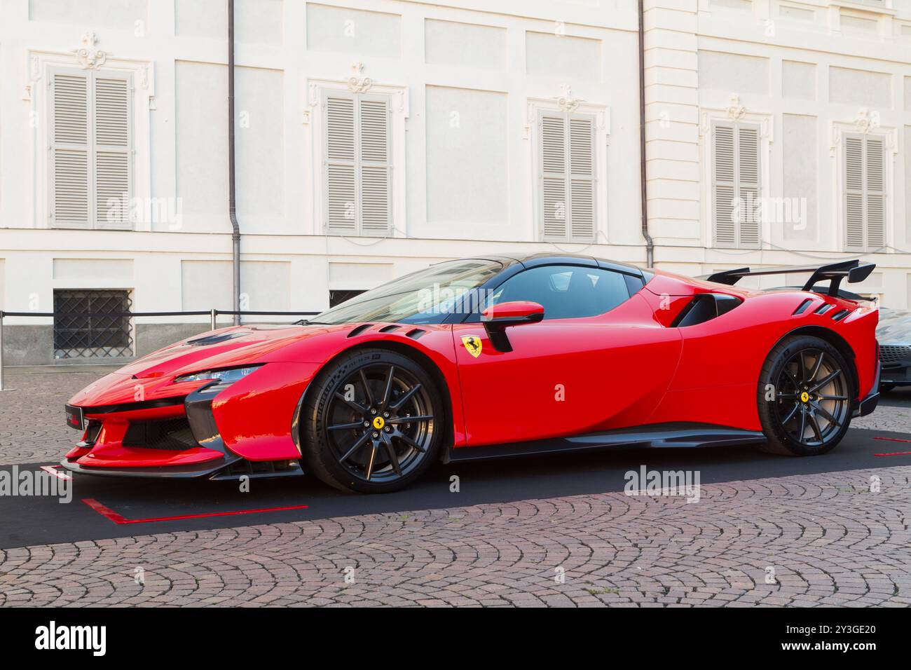 Turin, Italien. September 2024. Ferrari SF90 XX Spider auf der Turin Car Show 2024 Credit: Marco Destefanis/Alamy Live News Stockfoto