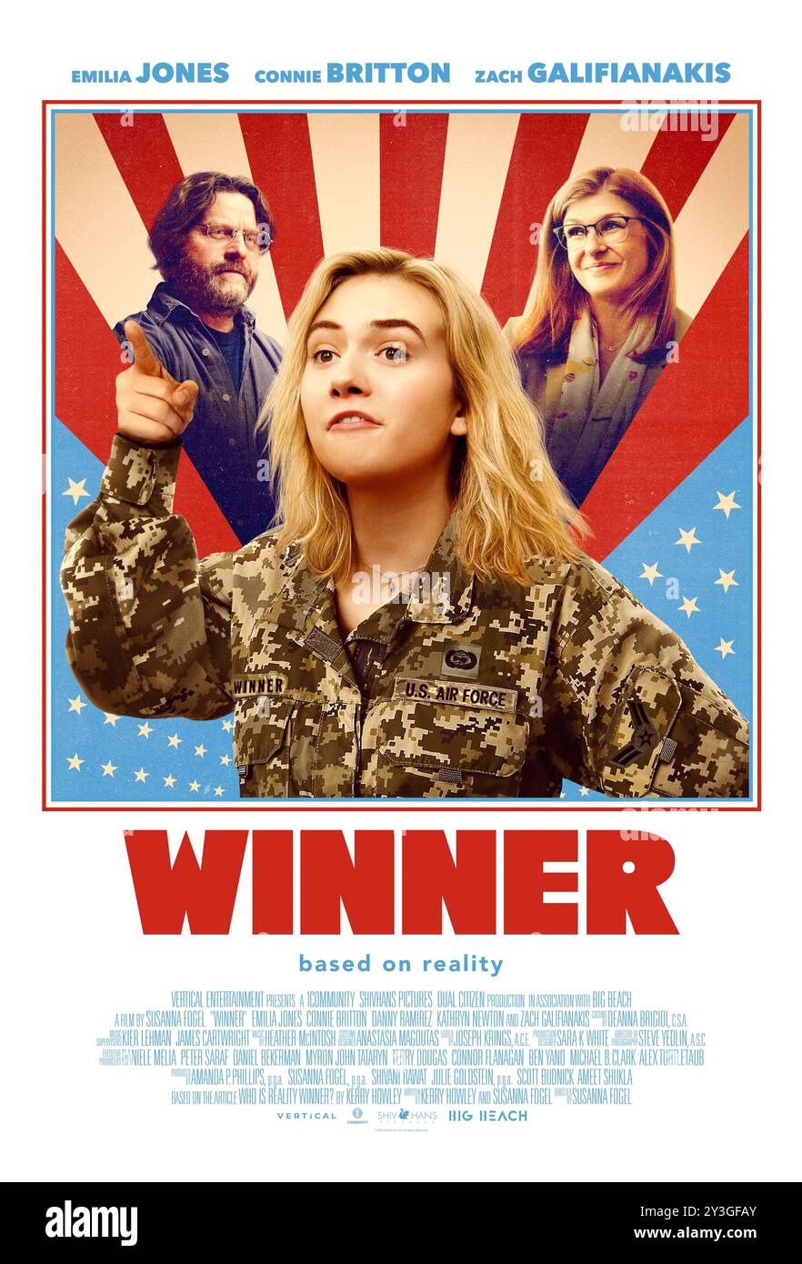 Gewinner (2024), Regie: Susanna Fogel mit Kathryn Newton, Emilia Jones und Connie Britton. Biopic über Reality Winner, ein ehemaliges Mitglied der US Air Force, das zum Whistleblower wurde. US-Poster mit einem Blatt ***NUR FÜR REDAKTIONELLE ZWECKE***. Kredit: BFA / Vertical Entertainment Stockfoto