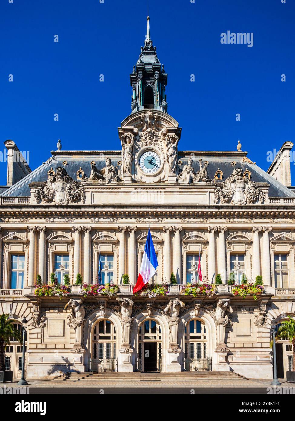 Rathaus am Place Jean Jaures Square im Stadtzentrum von Tours im Loiretal in Frankreich Stockfoto
