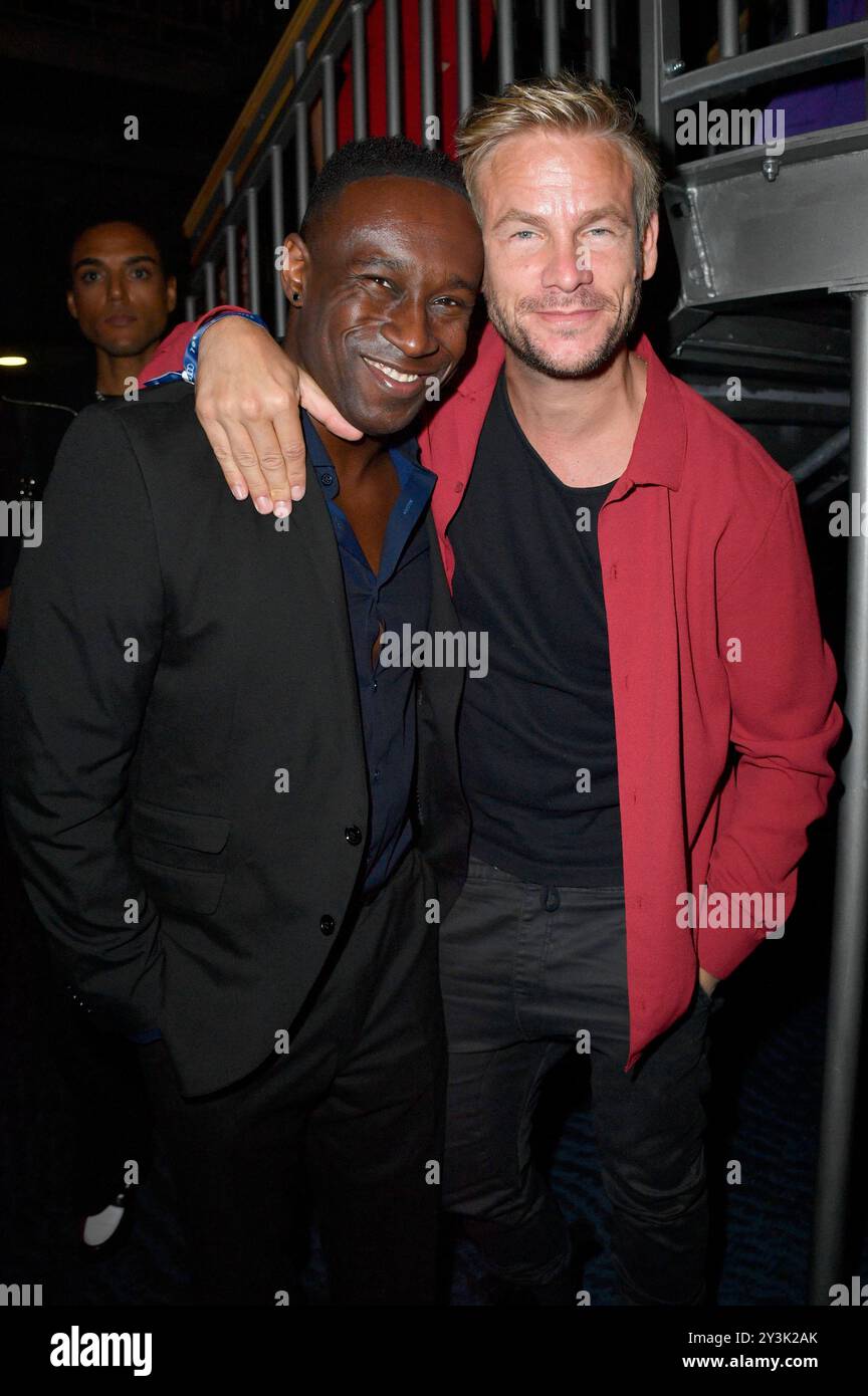 Jerry Kwarteng und Frederic Heidorn bei der Verleihung des Deutschen Schauspielpreises 2024 im Club Theater Berlin. Berlin, 13.09.2024 *** Jerry Kwarteng und Frederic Heidorn bei der Verleihung des Deutschen Schauspielpreises 2024 im Club Theater Berlin Berlin, 13 09 2024 Foto:Xn.xKubelkax/xFuturexImagex schauspielpreis 4979 Stockfoto