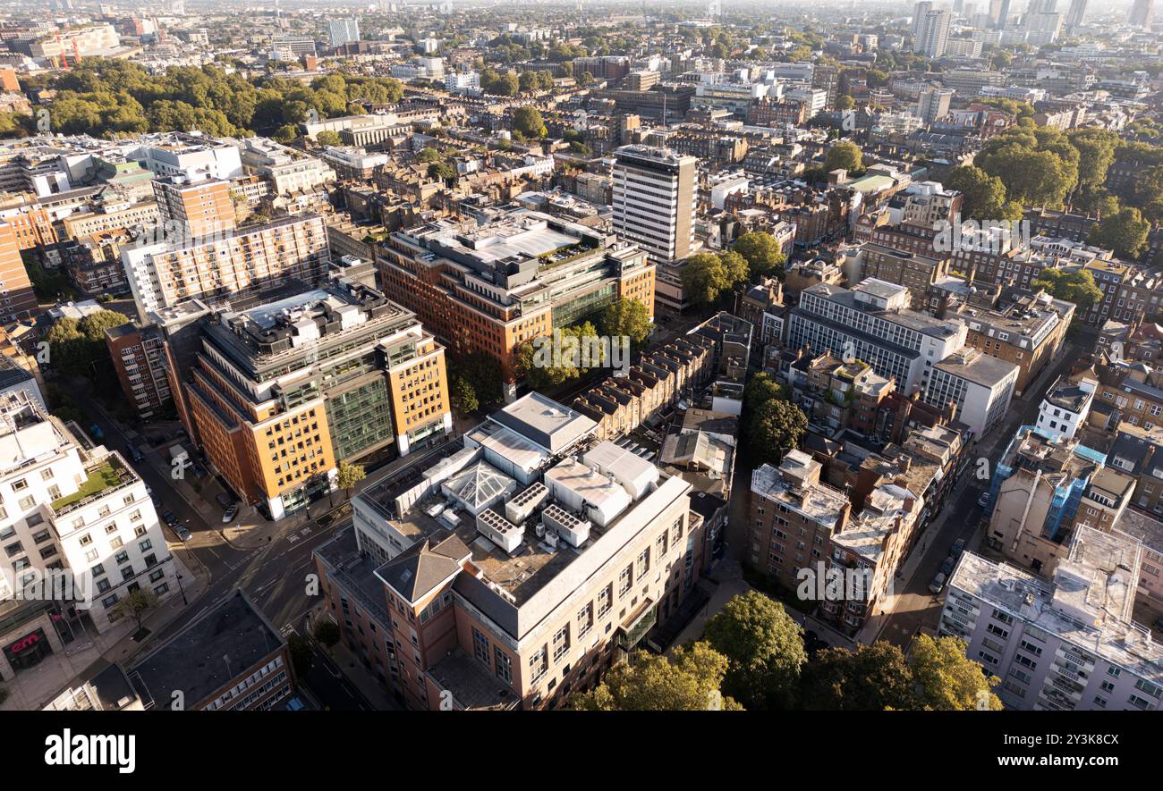 Hochwinkelansicht der Theobalds Road, Holborn, London, Großbritannien Stockfoto