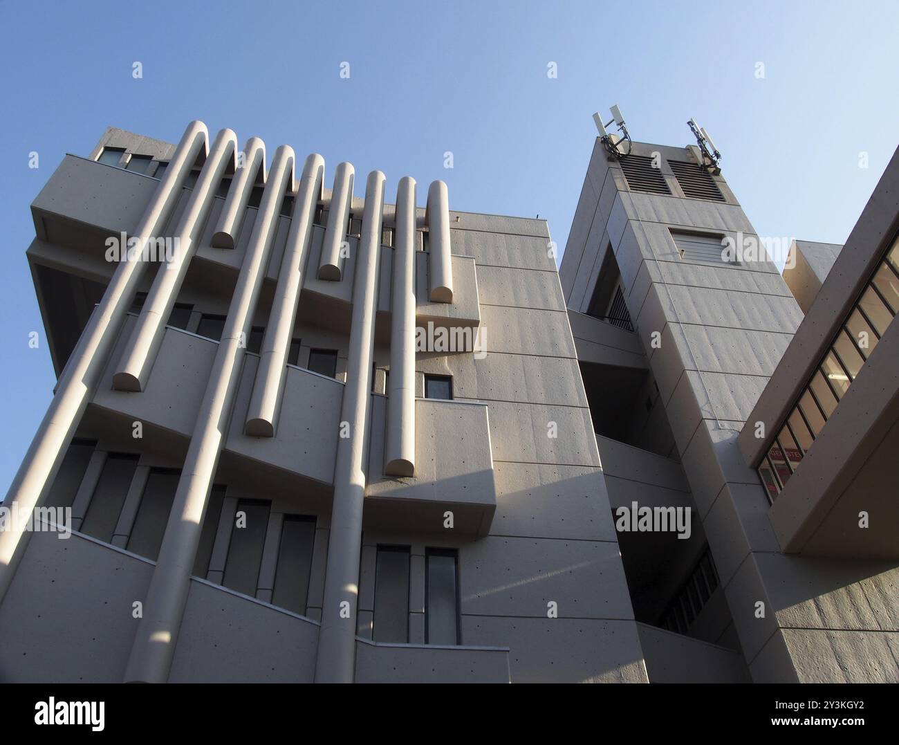 Leeds, West yorkshire, vereinigtes Königreich, 13. Mai 2019: Das roger stevens-Gebäude an der Universität von leeds ein brutalistisches Betongebäude von Chamberlain Stockfoto