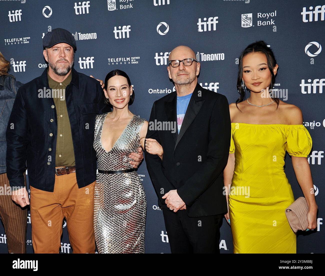 13. September 2024 – Toronto, Ontario, Kanada – Chris Sullivan, Lucy Liu, Steven Soderbergh, Callina Liang. 2024 Toronto International Film Festival – „Präsenz“ im Princess of Wales Theatre. (Credit Image: © Brent Perniac/AdMedia via ZUMA Press Wire) NUR REDAKTIONELLE VERWENDUNG! Nicht für kommerzielle ZWECKE! Stockfoto