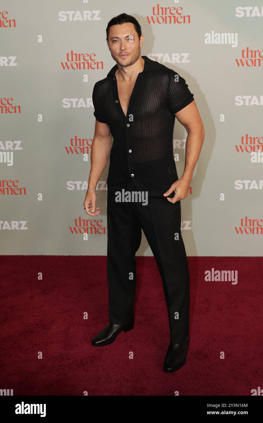 NEW YORK, NEW YORK – SEPTEMBER 09: Blair Redford nimmt am 9. September 2024 an der STARZ-Premiere „Three Women“ im Times Center Teil. Foto: Giada Papini Rampelotto/EuropaNewswire Stockfoto