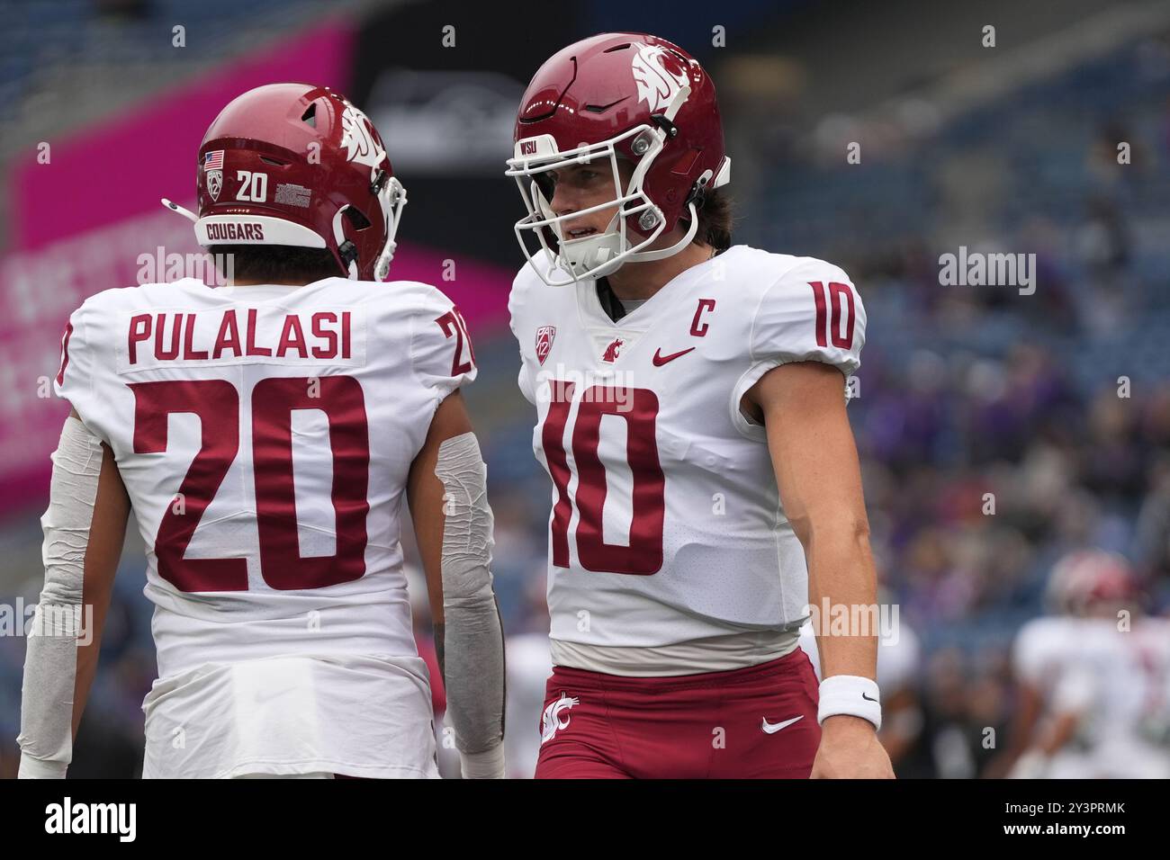 Seattle, Usa. September 2024. Leyton Smithson (10) wärmt sich vor dem Apple Cup 2024 gegen die Washington Huskies im Lumen Field in Seattle, Washington am 14. September 2024 auf. (Foto Nate Koppelman/SIPA USA) Credit: SIPA USA/Alamy Live News Stockfoto