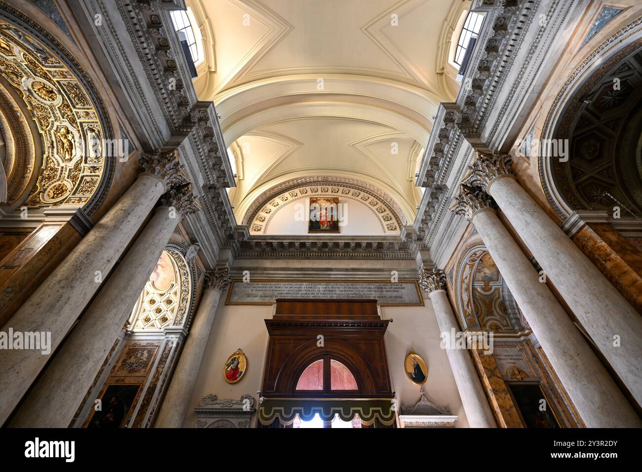 Rom, Italien - 1. September 2023: Heiligtum von San Salvatore in Lauro in Rom, Italien. Stockfoto