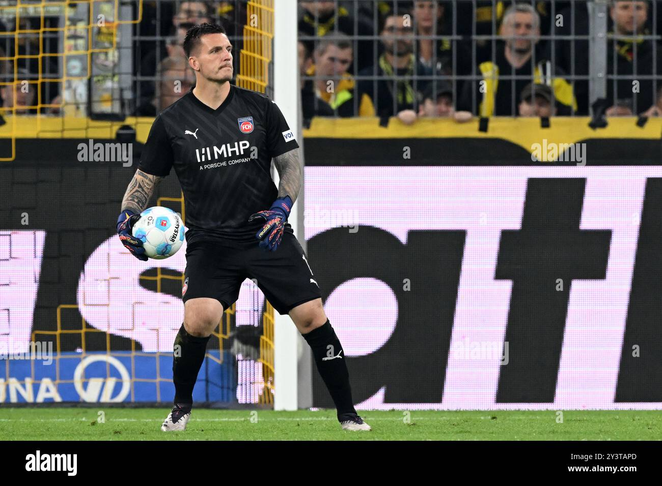 DORTMUND - 1 FC Heideheim 1846 EV Torhüter Kevin Muller während des Bundesliga-Spiels zwischen Borussia Dortmund und 1.FC Heideheim 1846 im Signal Iduna Park am 13. September 2024 in Dortmund. ANP | Hollandse Hoogte | GERRIT VAN KEULEN Stockfoto