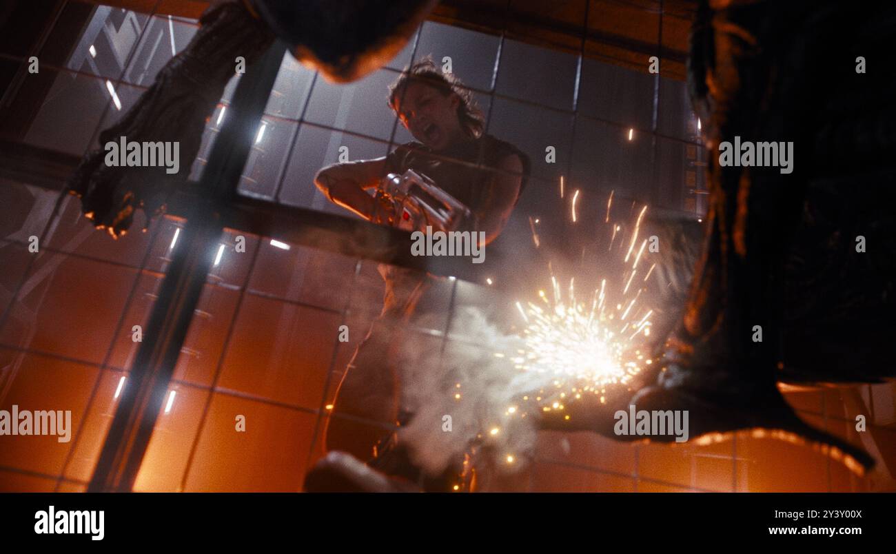 CAILEE SPAENY in ALIEN: ROMULUS (2024), Regie: FEDE ALVAREZ. Quelle: 20th Century Studios / Scott Free Productions / Album Stockfoto