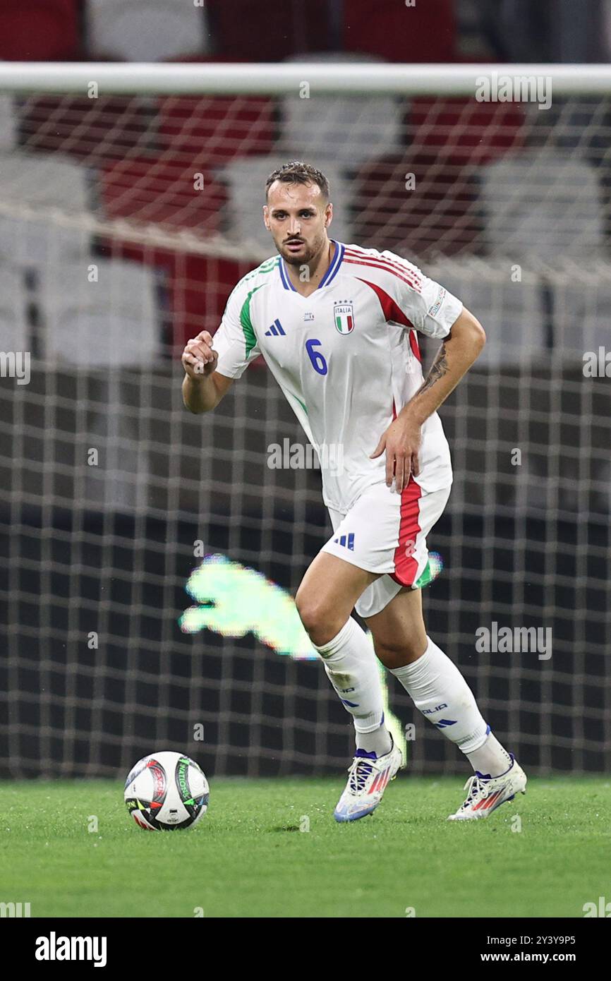 Federico Gatti (Italien) während des UEFA-Nationalliga-Spiels 2024:2025, zwischen Israel 1-2 Italien in der Bozsik Arena am 9. September 2024 in Budapest, Ungarn. (Foto: Maurizio Borsari/AFLO) Stockfoto