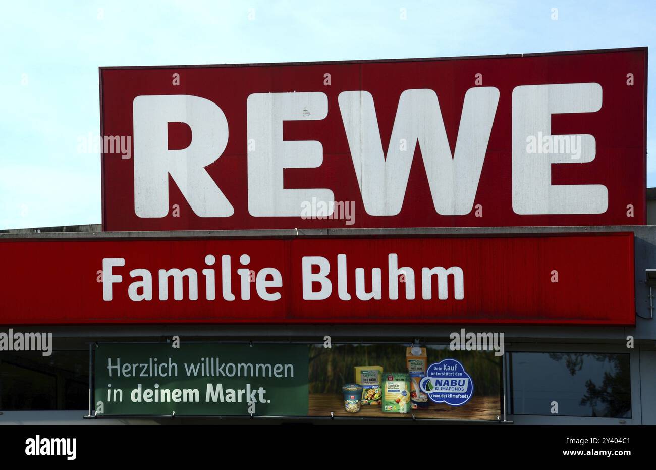 REWE Supermarkt in der Stadt Walsrode, Niedersachsen, Deutschland, Europa Stockfoto