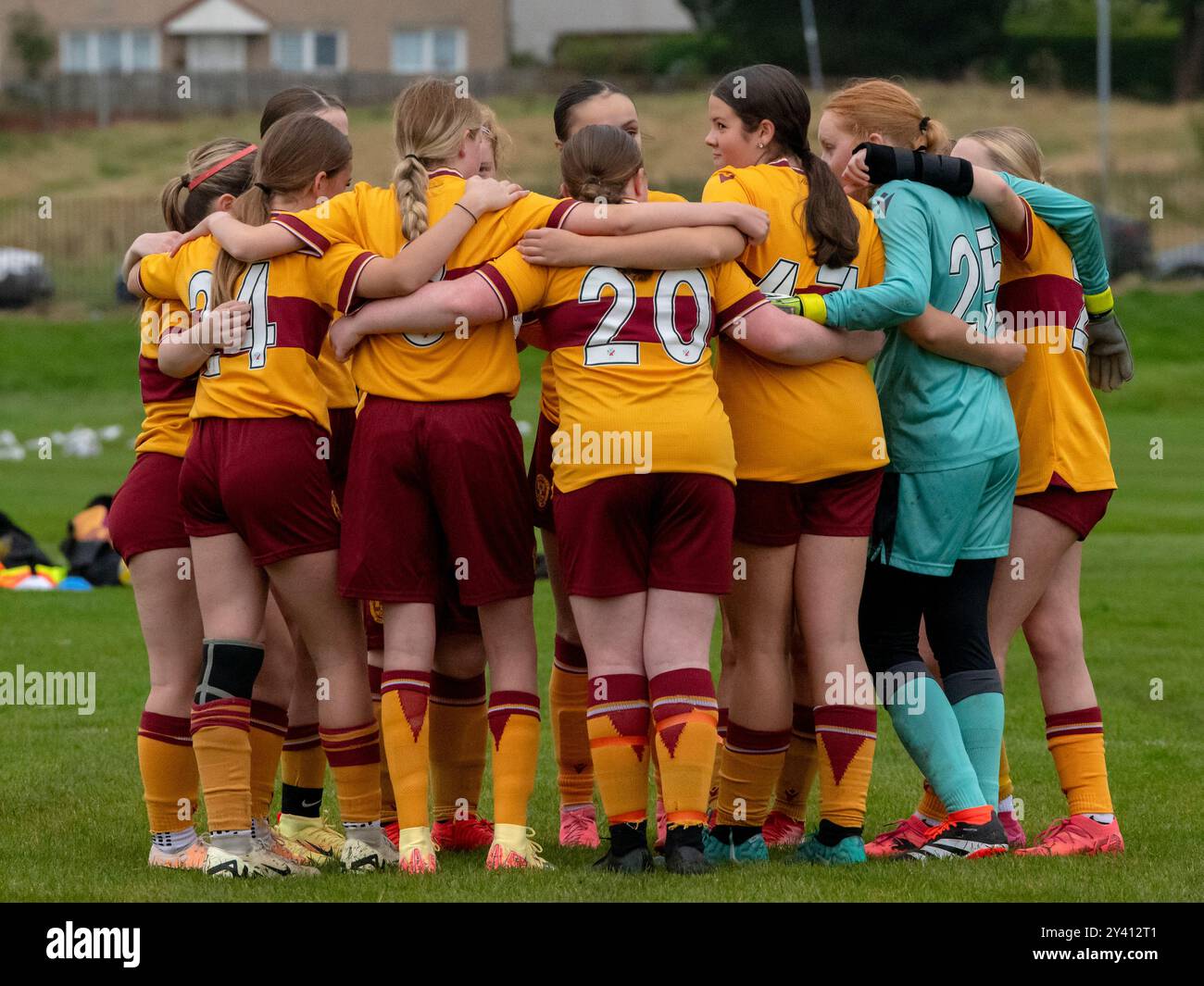 Glasgow, Schottland, Großbritannien. 14. September 2024: Ein U14-Liga-Spiel zwischen Rossvale Girls Red U14 und Motherwell FC Girls Academy in Milton. Stockfoto