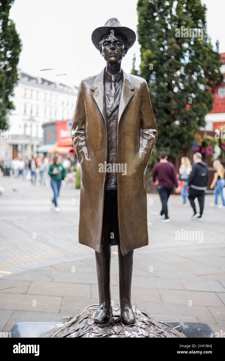 Die Statue ungarischer Komponist und Pianist - Béla Bartók, South Kensington in London. Stockfoto