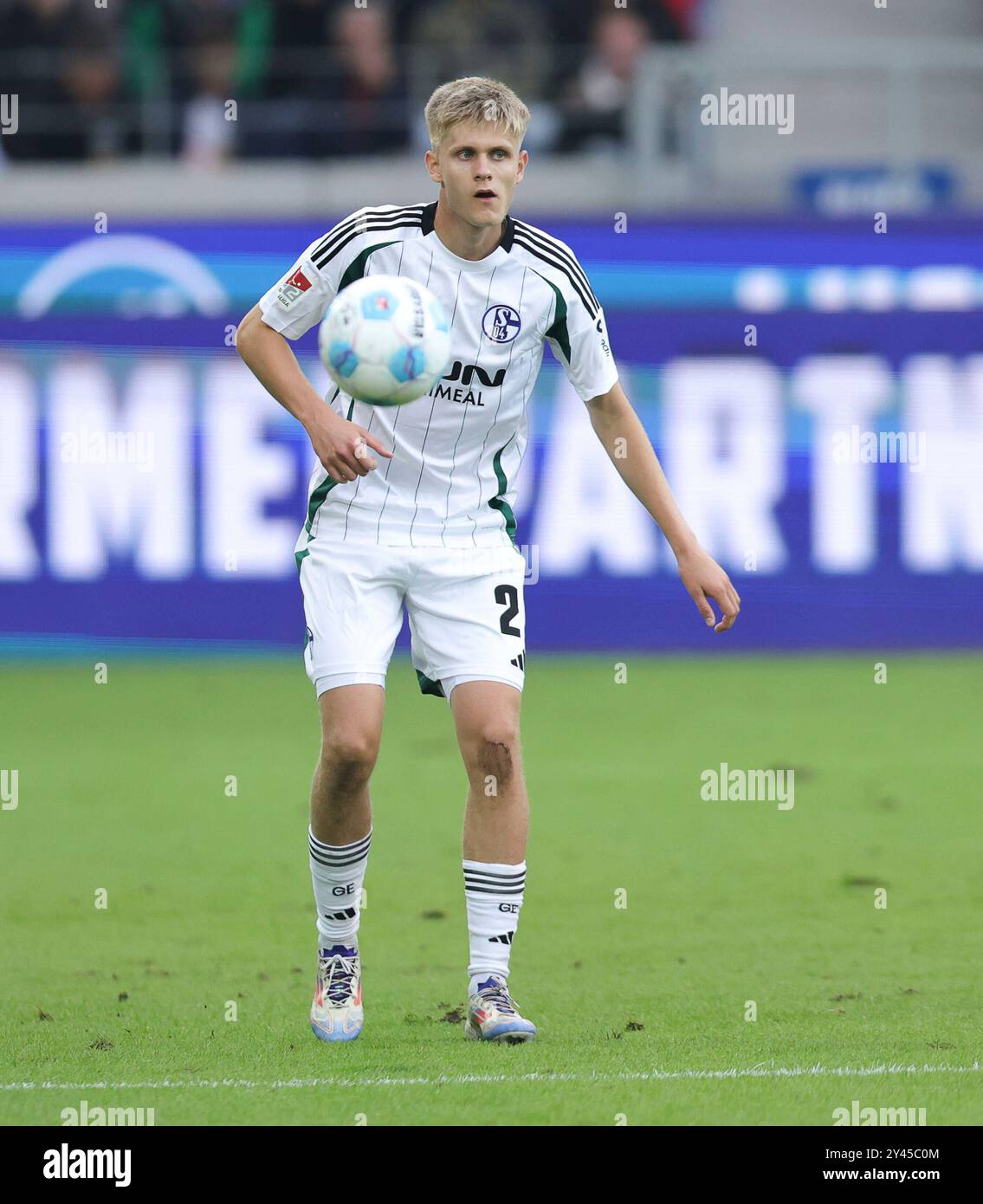 Karlsruhe, Deutschland. September 2024. firo: 13.09.2024, Fußball, 2. Liga, 2. Bundesliga, Saison 2024/2025, 5. Matchday, Karlsruher SC - FC Schalke 04, Credit: dpa/Alamy Live News Stockfoto