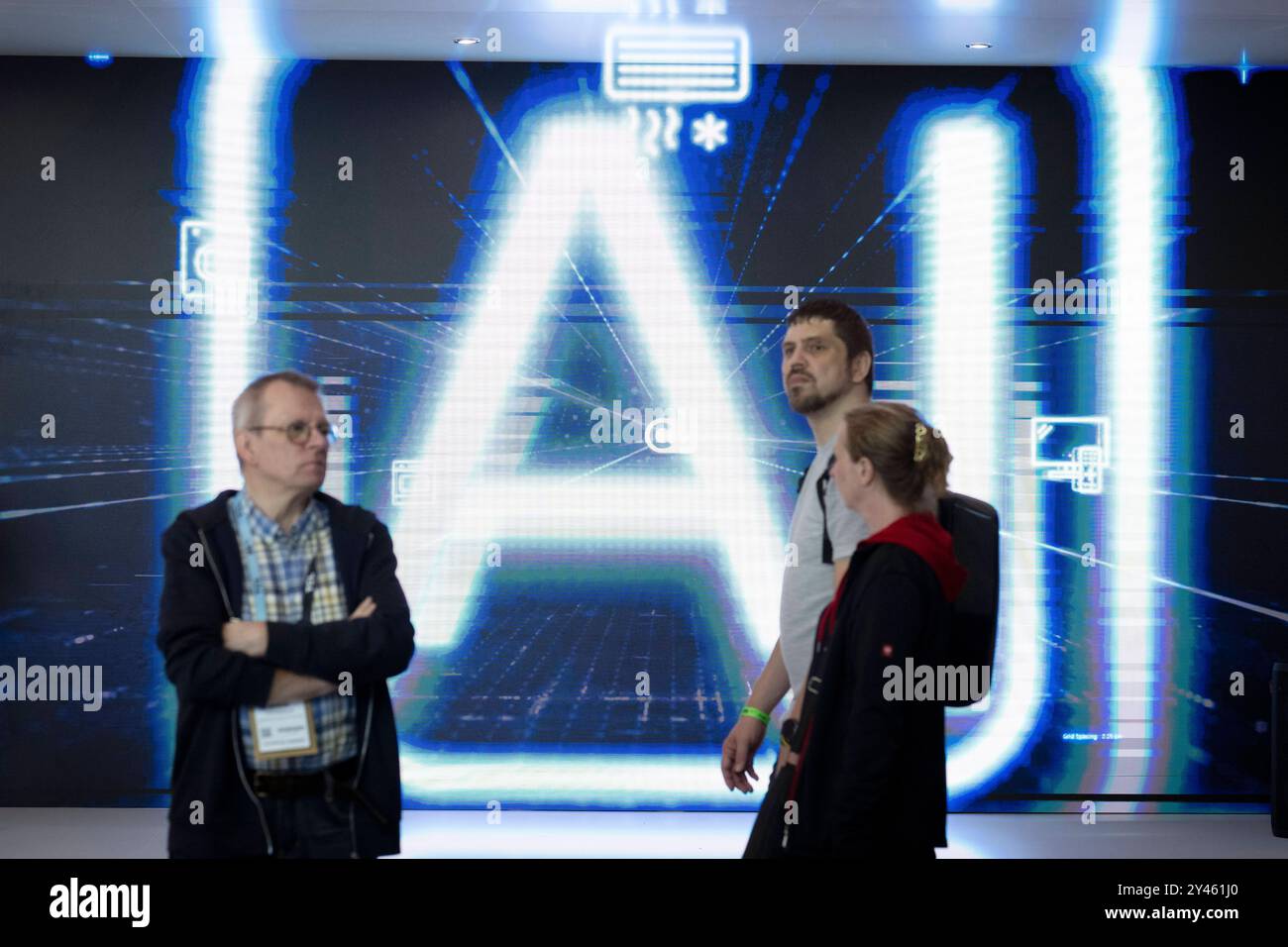 IFA Berlin Deu, Deutschland, Berlin, 09.09.2024 Motto AI zum Thema kuenstliche Intelligenz KI Artificial Intelligence und Smart Home am Stand von Hisense auf der 100 Ausgabe der ifa , Internationale Funkausstellung oder neu Innovation for All Innovation fer alle , Messe für Unterhaltung , Unterhaltungselektronik und Haushaltsgeraete unter dem Motto Consumer Electronics Unlimited in Berlin 2024 Deutschland . Die diesjaehrige IFA findet vom 6. bis 10. September 2024 statt und umfasst Aussteller aus der globalen Technologiebranche . Kuenstliche Intelligenz Künstliche KI AI en: Slogan AI Stockfoto