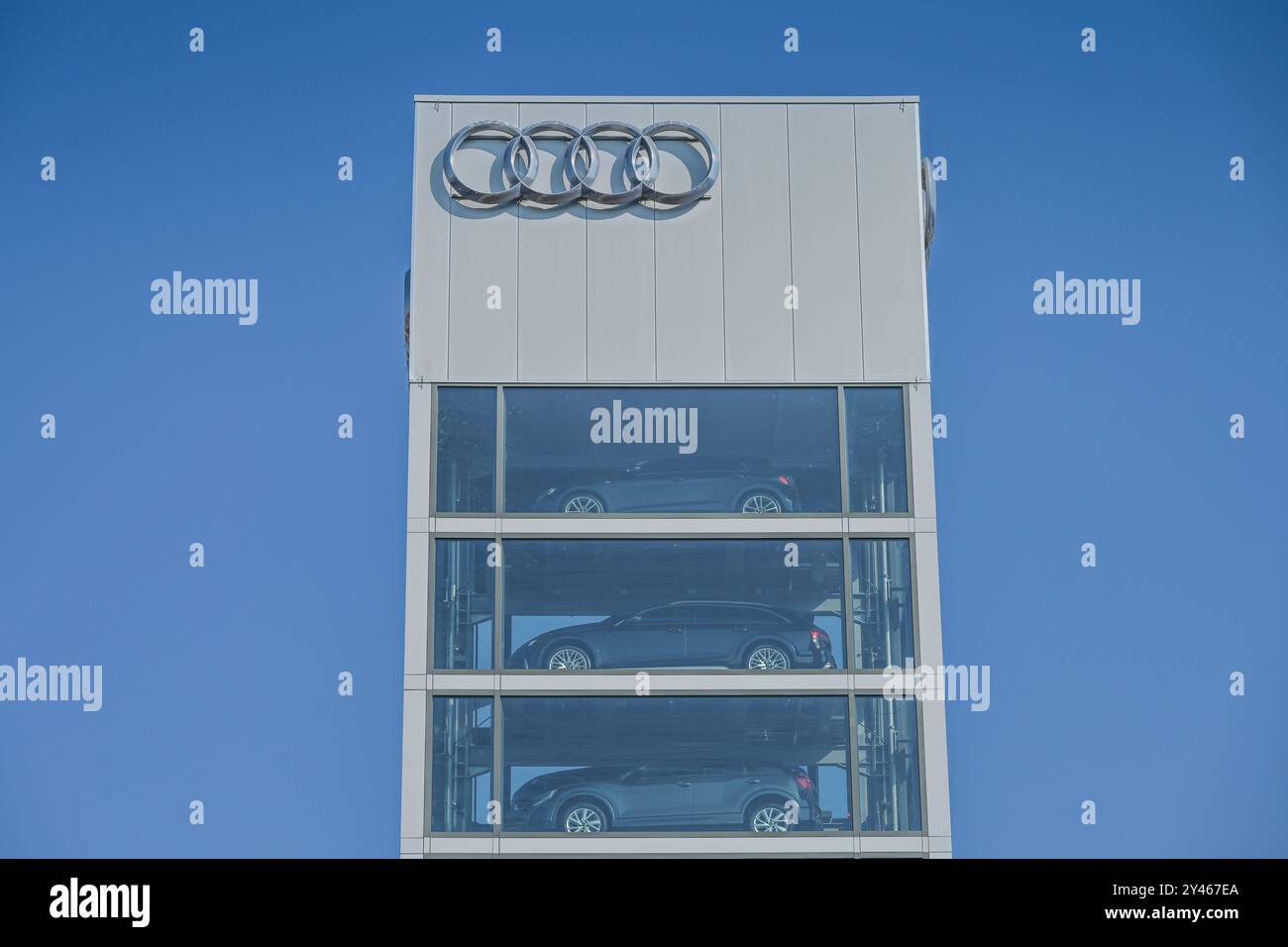 Autoturm, Audi Zentrum, Rudower Chaussee, Adlershof, Treptow-Köpenick, Berlin, Deutschland Stockfoto