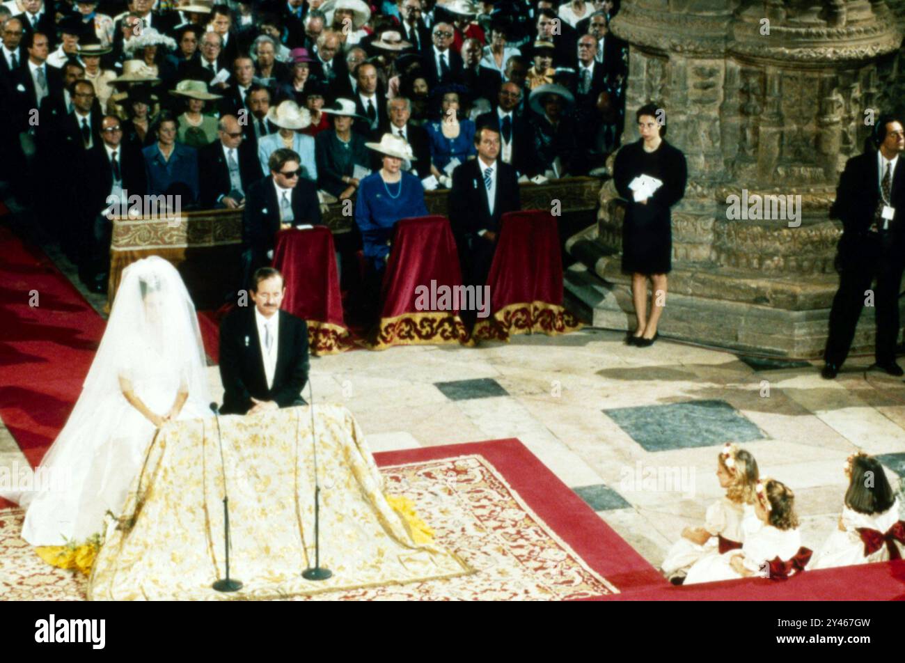 13 Maggio 1995 Lisbona Archivio Storico Olycom/LaPresse Duarte Pio di Braganza (Berna, 15 maggio 1945) è il ventiquattresimo duca di Braganza e pretendente al trono portoghese dal 1976 Nella Foto: Alcune fase del matrimonio di Duarte Pio Braganza e Isabel de Herédia al monastero dos Jeronimos Stockfoto