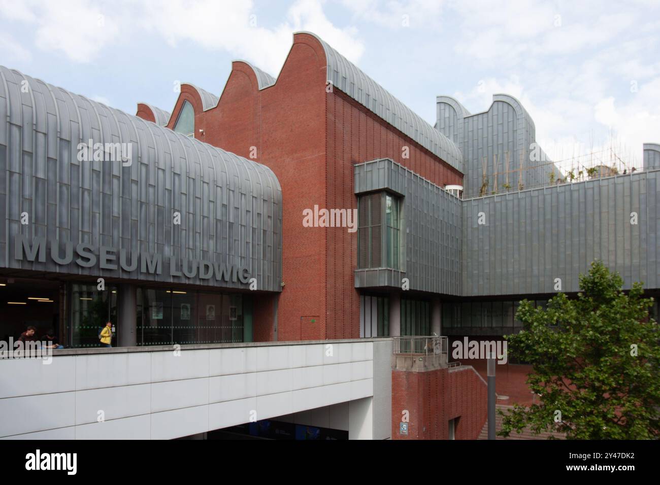 KÖLN - 31. MAI 2024: Museum Ludwig für die Kunst des 20. Und 21. Jahrhunderts Stockfoto