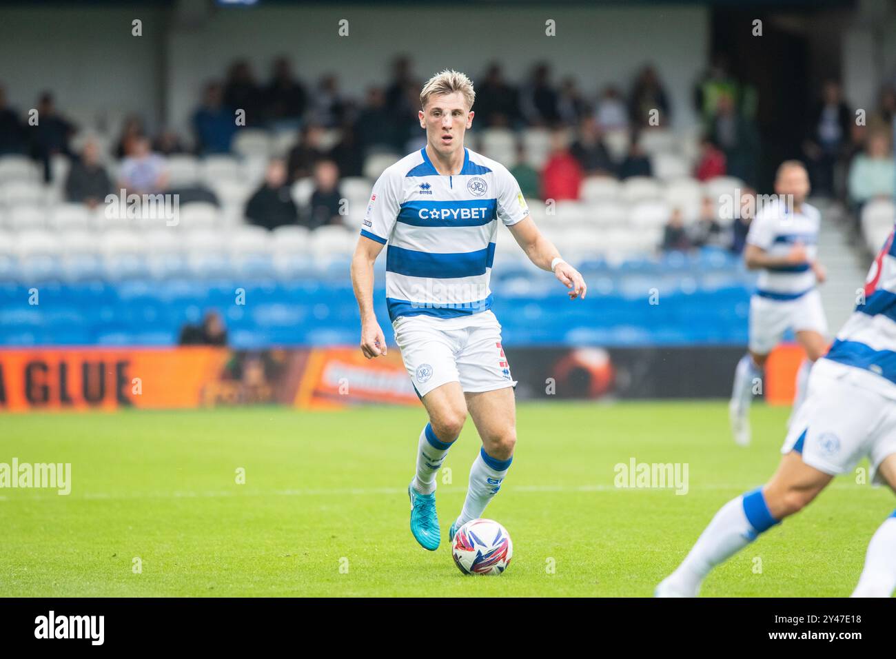 Jimmy Dunne freut sich darauf, am 24/08/24 in Queens Park Rangers vs Plymouth Argyle EFL Championship weiterzumachen Stockfoto