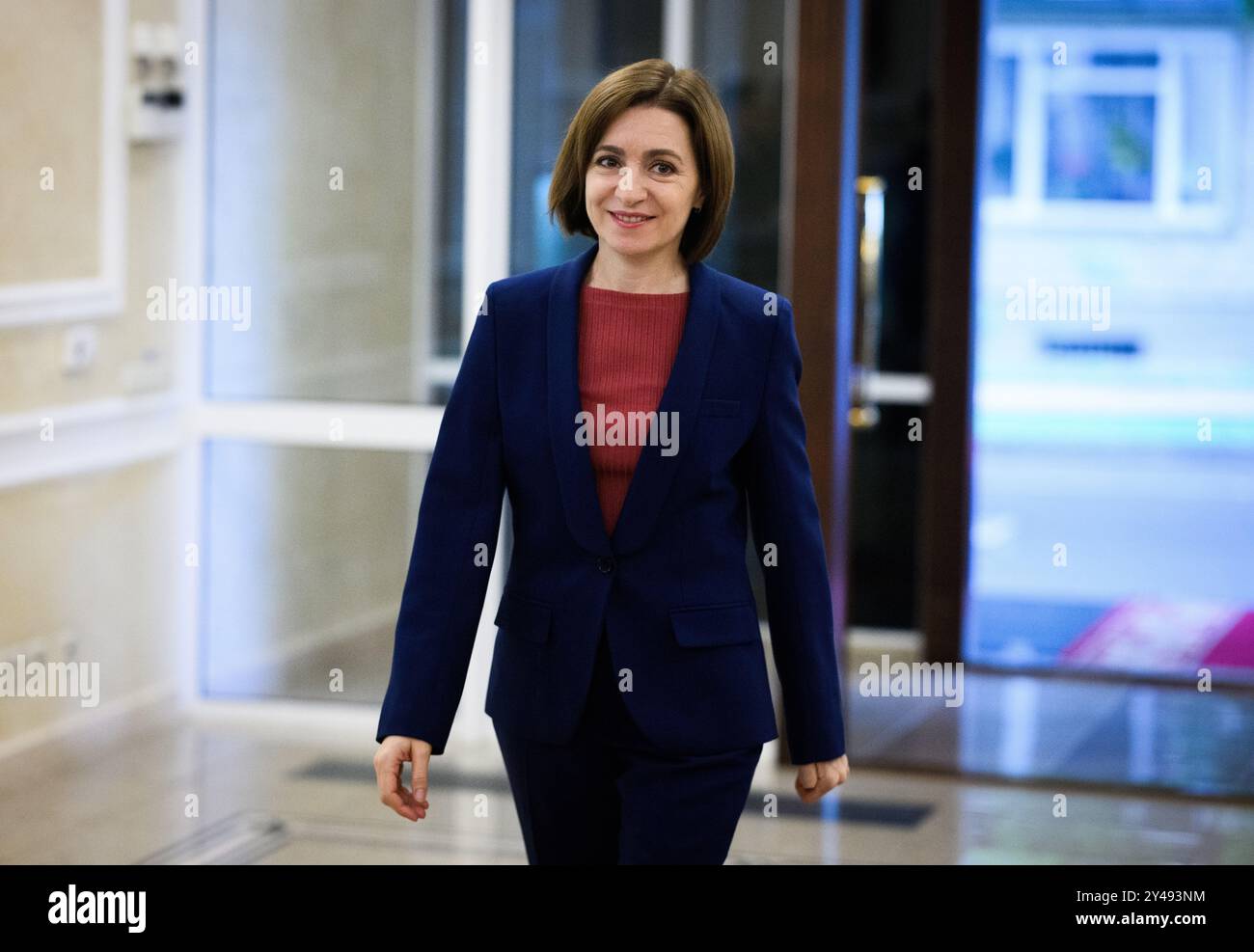 Chisinau, Moldawien. September 2024. Maia Sandu, Präsidentin der Republik Moldau, nimmt an einer Vorsitzung der "Partnerschaftsplattform Moldau" im moldauischen Staatssitz Teil. Die internationale Geberkonferenz soll die Republik Moldau unterstützen, die besonders unter den Folgen des Krieges in der Ukraine leidet. Moldau ist eines der ärmsten Länder Europas. Quelle: Bernd von Jutrczenka/dpa/Alamy Live News Stockfoto