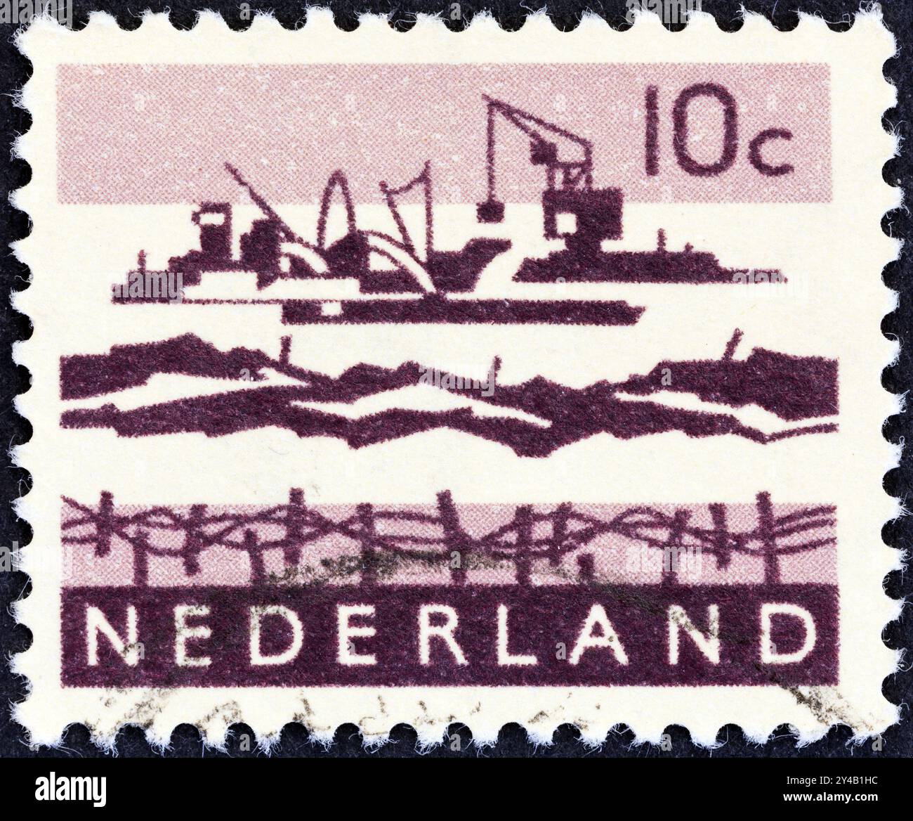 NIEDERLANDE - UM 1963: Ein in den Niederlanden gedruckter Stempel zeigt Deltagrabungen Stockfoto