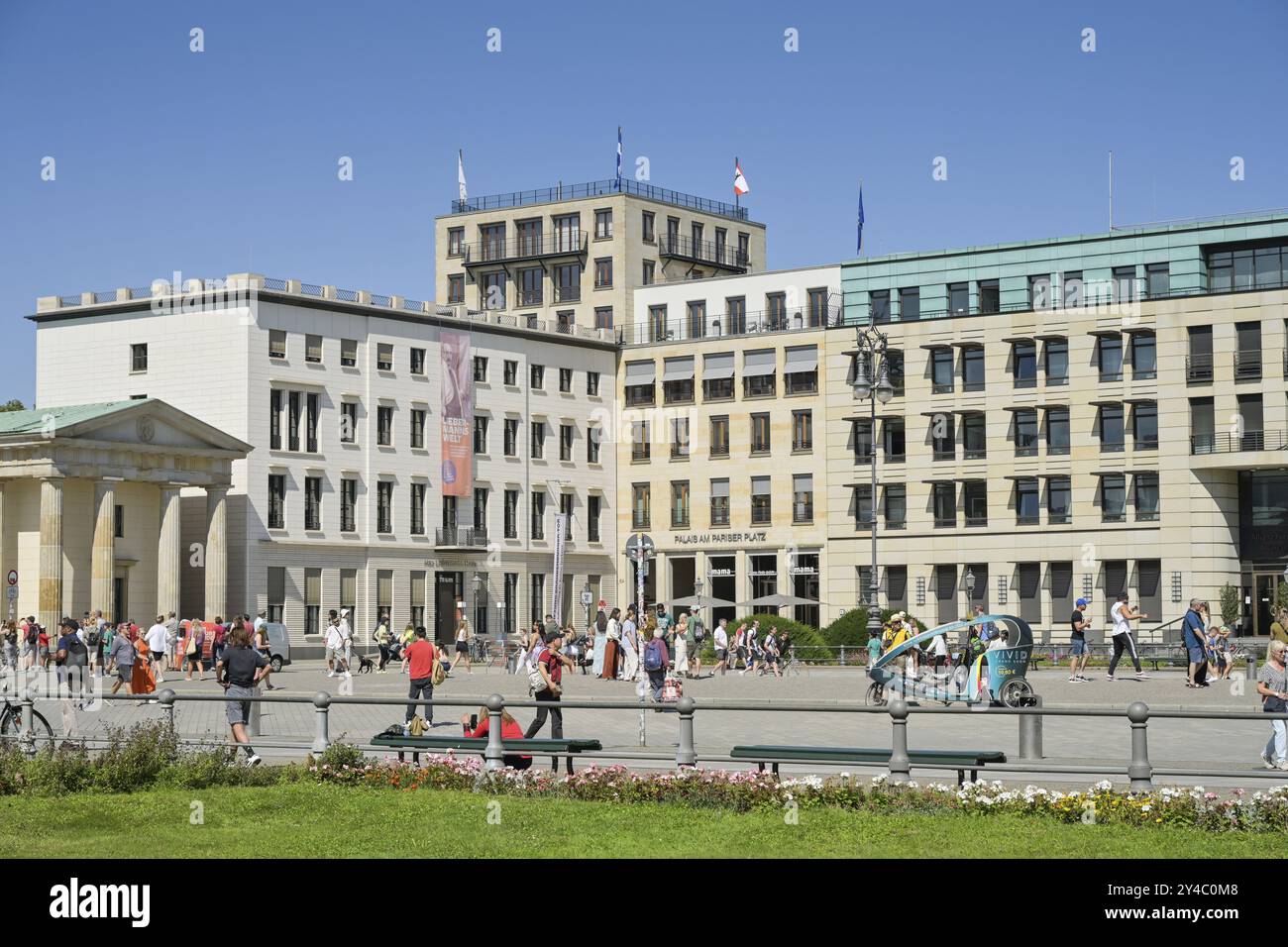 Max-Liebermann-Haus, Palais am Pariser Platz und Allianz-Forum, Pariser Platz, Mitte, Berlin, Deutschland, Europa Stockfoto