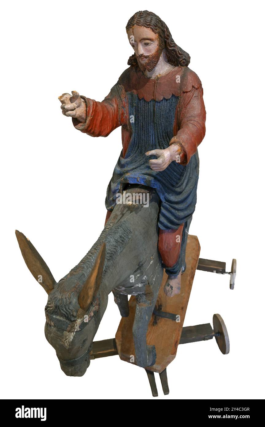 Christus auf dem Palmenesel, auf weißem Hintergrund, Holzfigur um 1400, Museum Bezau, Vorarlberg, Österreich, Europa Stockfoto