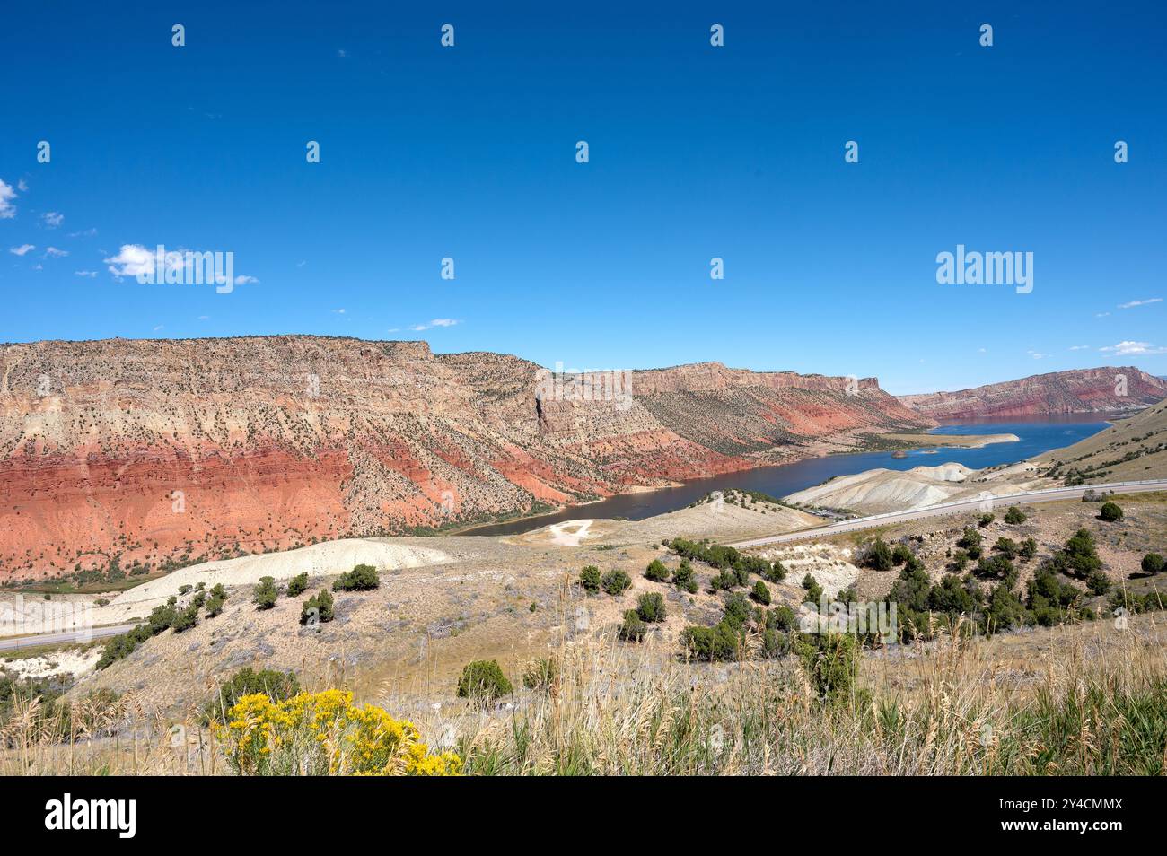 Sheep Creek Bay, Teil des Flaming Gorge Reservoir in der Flaming Gorge National Recreation Area, Utah. Dieses Bild ist vom Sheep Creek Overlook. Stockfoto