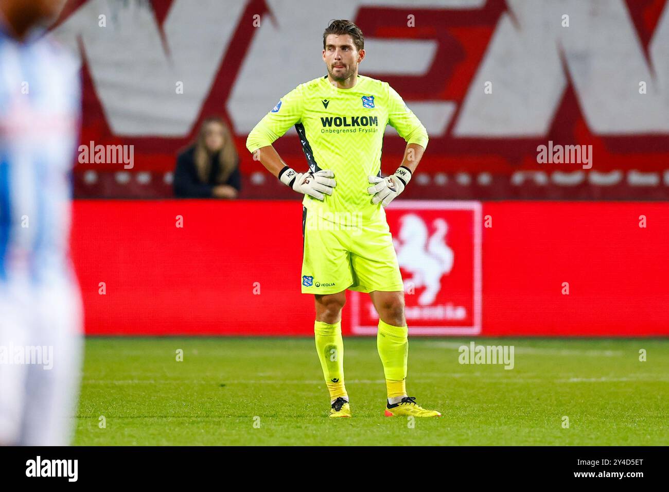 ENSCHEDE, 17-09-2024 , Stadion de Grolsch Veste, Fußball, Eredivisie, Saison 2024 / 2025, während des Spiels FC Twente - SC Heerenveen, SC Heerenveen Torhüter Mickey van der Hart enttäuscht Stockfoto