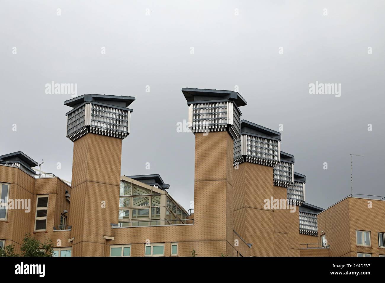 Frederick Lanchester Library an der Coventry University Stockfoto