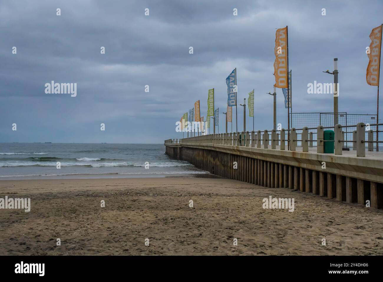 Durban Strandpromenade neuer Pier im Indischen Ozean Südafrika Stockfoto