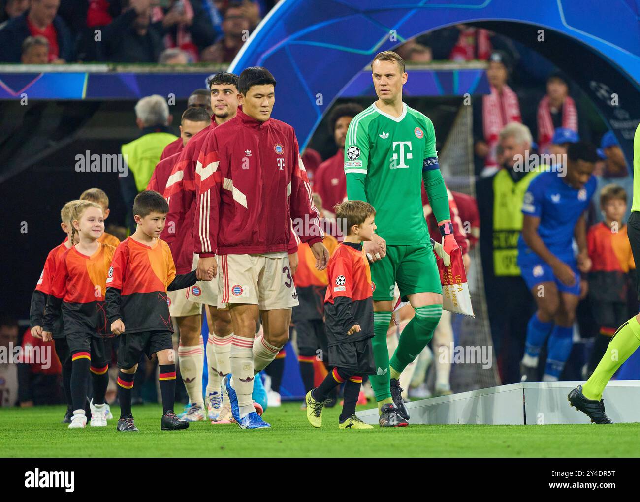 München, Deutschland. September 2024. Manuel NEUER, Torhüter FCB 1 MinJae Kim, Min-Jae Kim, FCB 3 Aleksandar Pavlovic, FCB 45 im Gruppenligaspielspiel FC BAYERN MÜNCHEN - DINAMO ZAGREB 9-2 Fußball UEFA Champions League in der Saison 2024/2025 in München, 17. September 2024, FCB, 1. Spieltag, München Fotograf: ddp Images/STAR-Images Credit: ddp Media GmbH/Alamy Live News Stockfoto