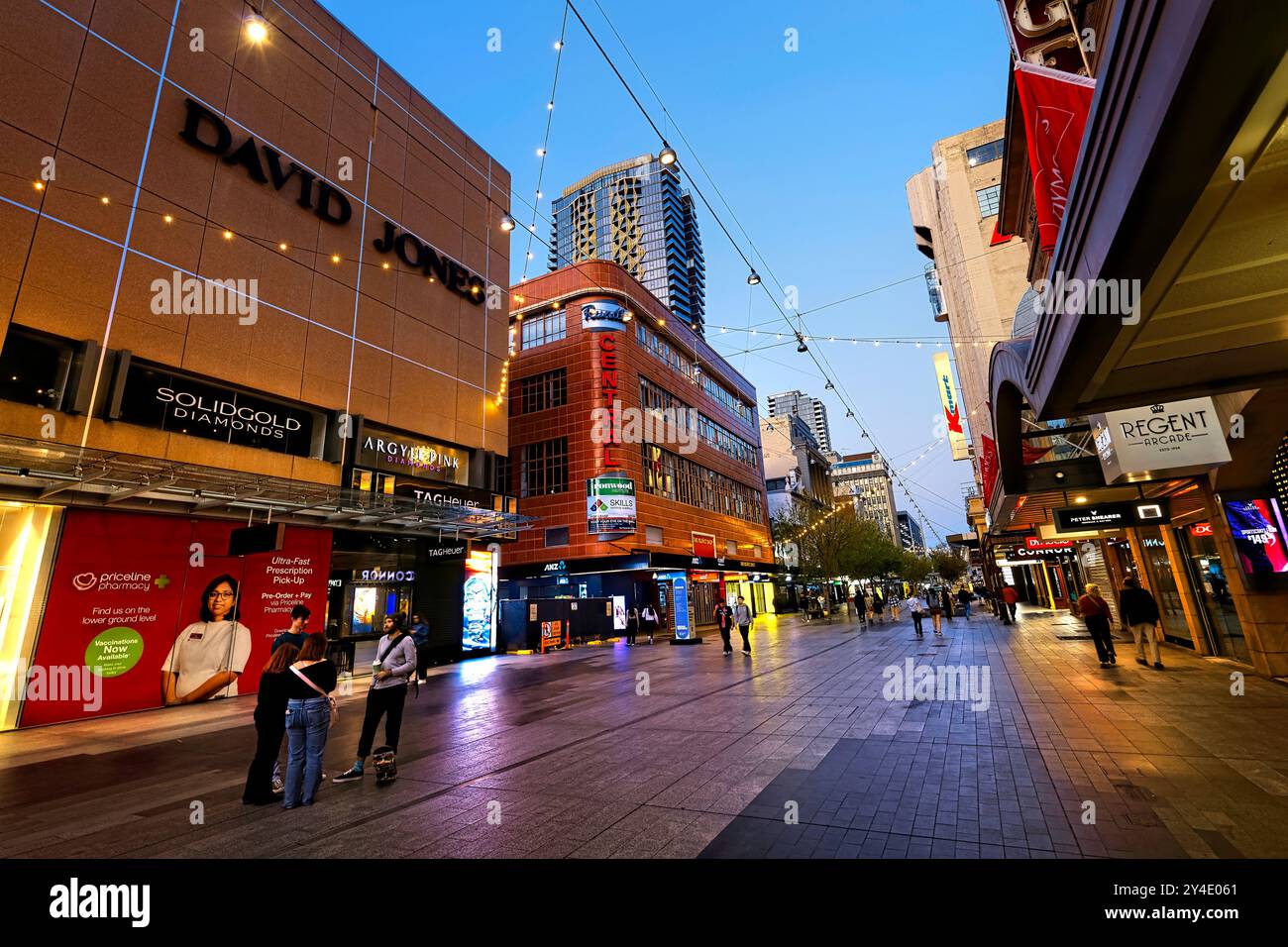 Rundle Mall im Abendlicht, Adelaide, South Australia Stockfoto