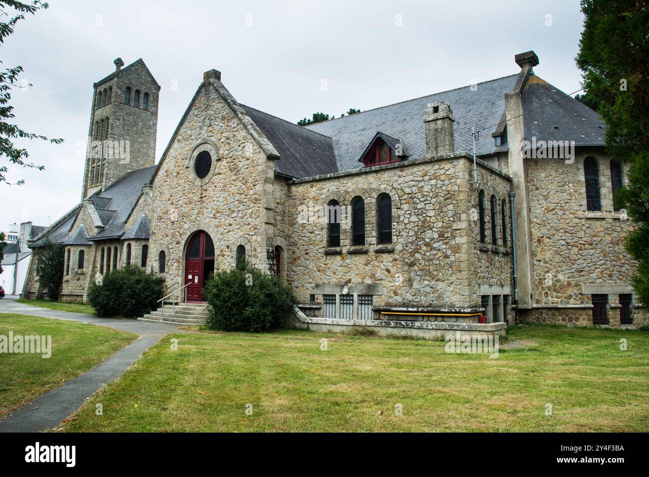 Blick auf Eglise Sainte-Thérèse-de-Keryado, lorient, bretagne, frankreich Stockfoto