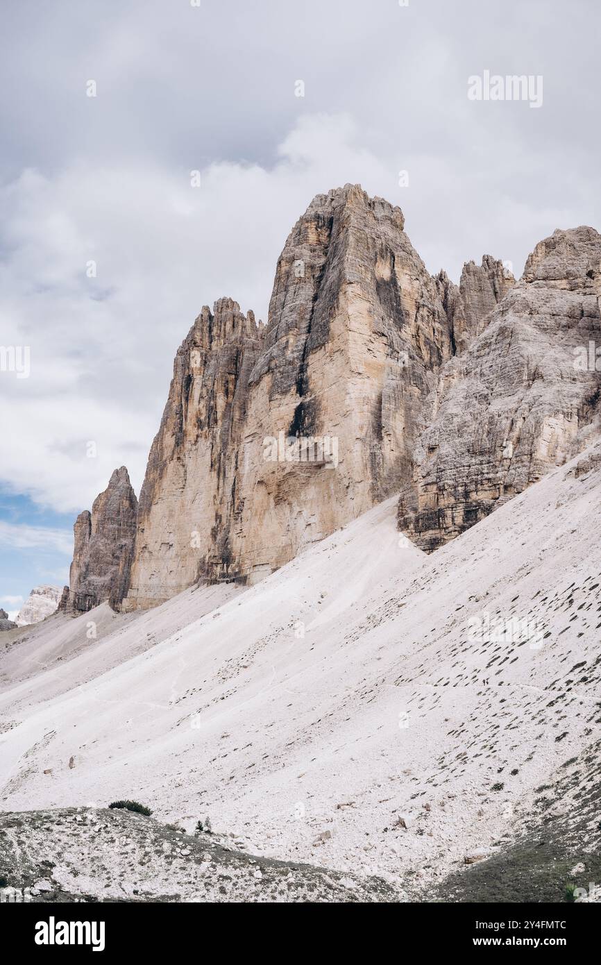 Majestätische Gipfel von Tre Cime Stockfoto