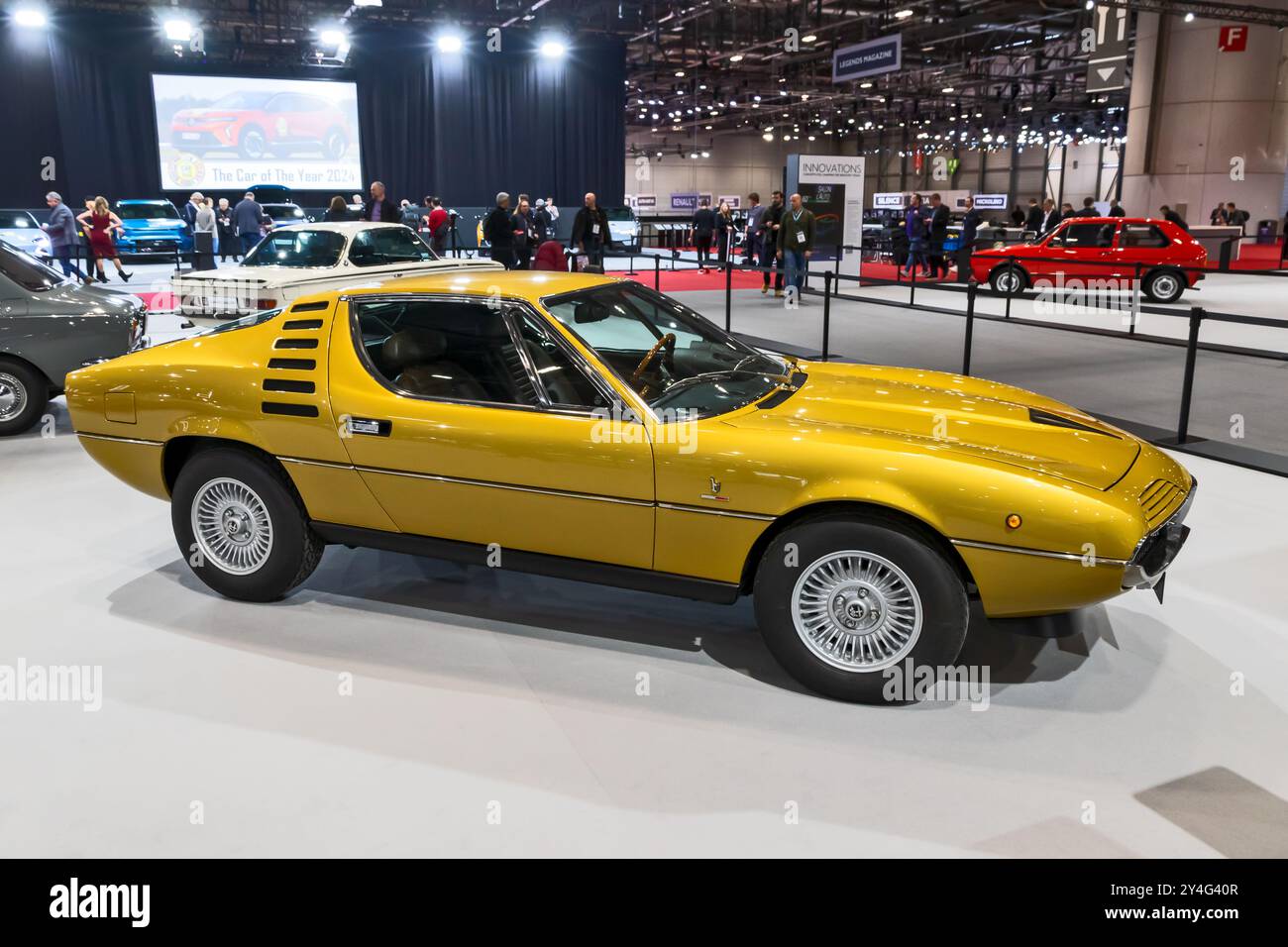 1970 Alfa Romeo Montreal klassischer Sportwagen auf dem Genfer Automobilsalon. Genf, Schweiz - 26. Februar 2024 Stockfoto